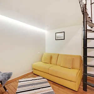 cozy-and-contemporary-studio-near-arc-de-triomphe.fr-paris.fr/
